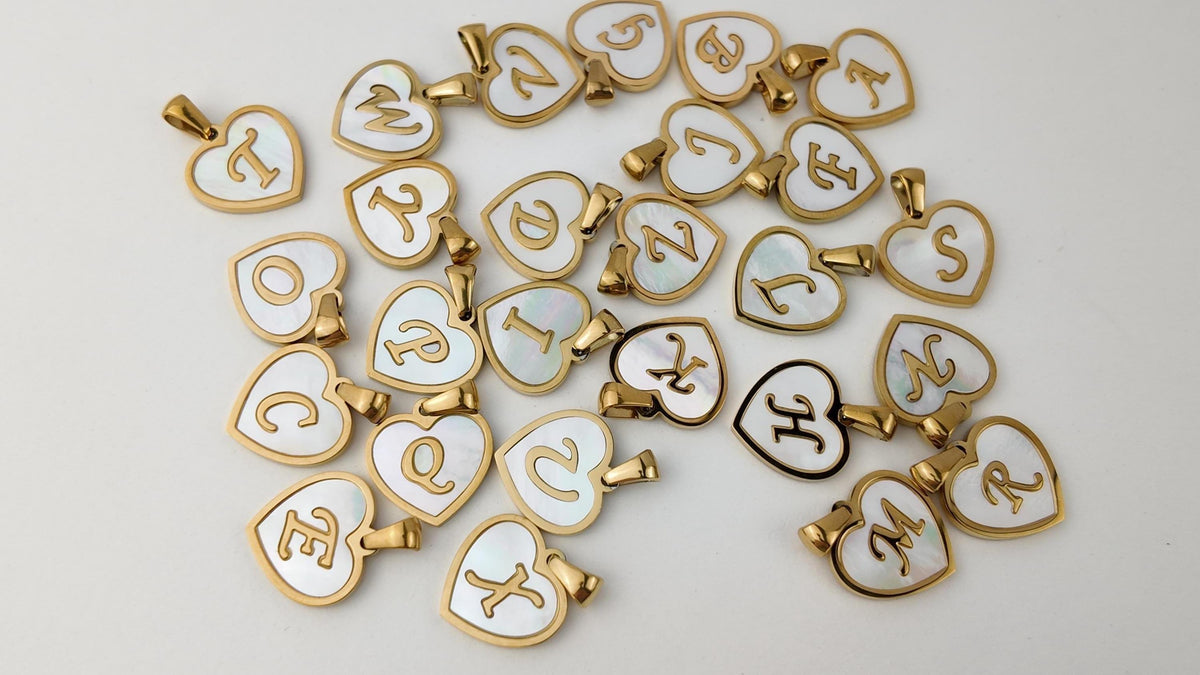 Natural Shell Initial Pendant, Gold Stainless Steel Heart Letter Charm, A-Z Alphabet Pendant for Jewelry Making