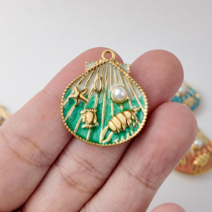 Seashell Pendant with Pearl