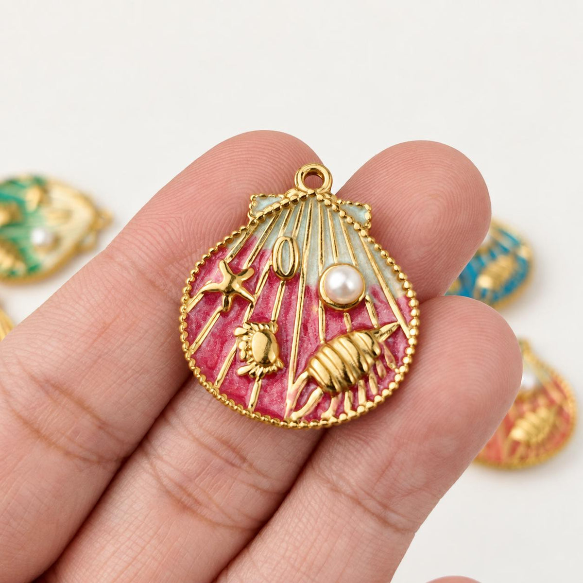 Seashell Pendant with Pearl