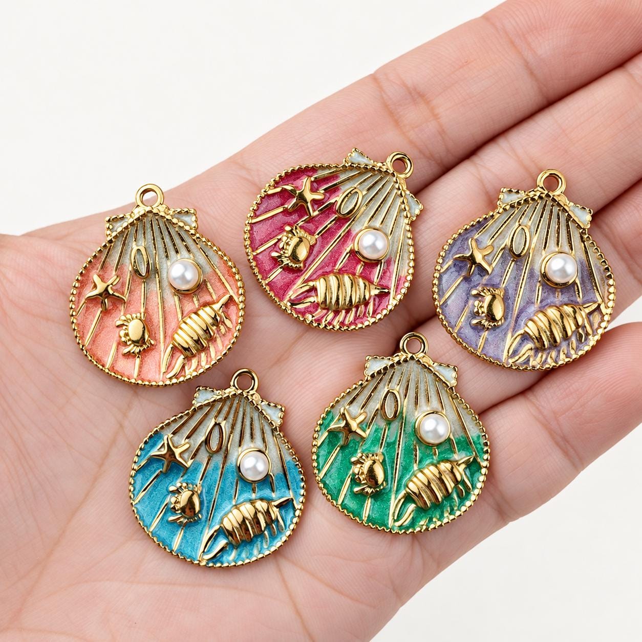 Seashell Pendant with Pearl