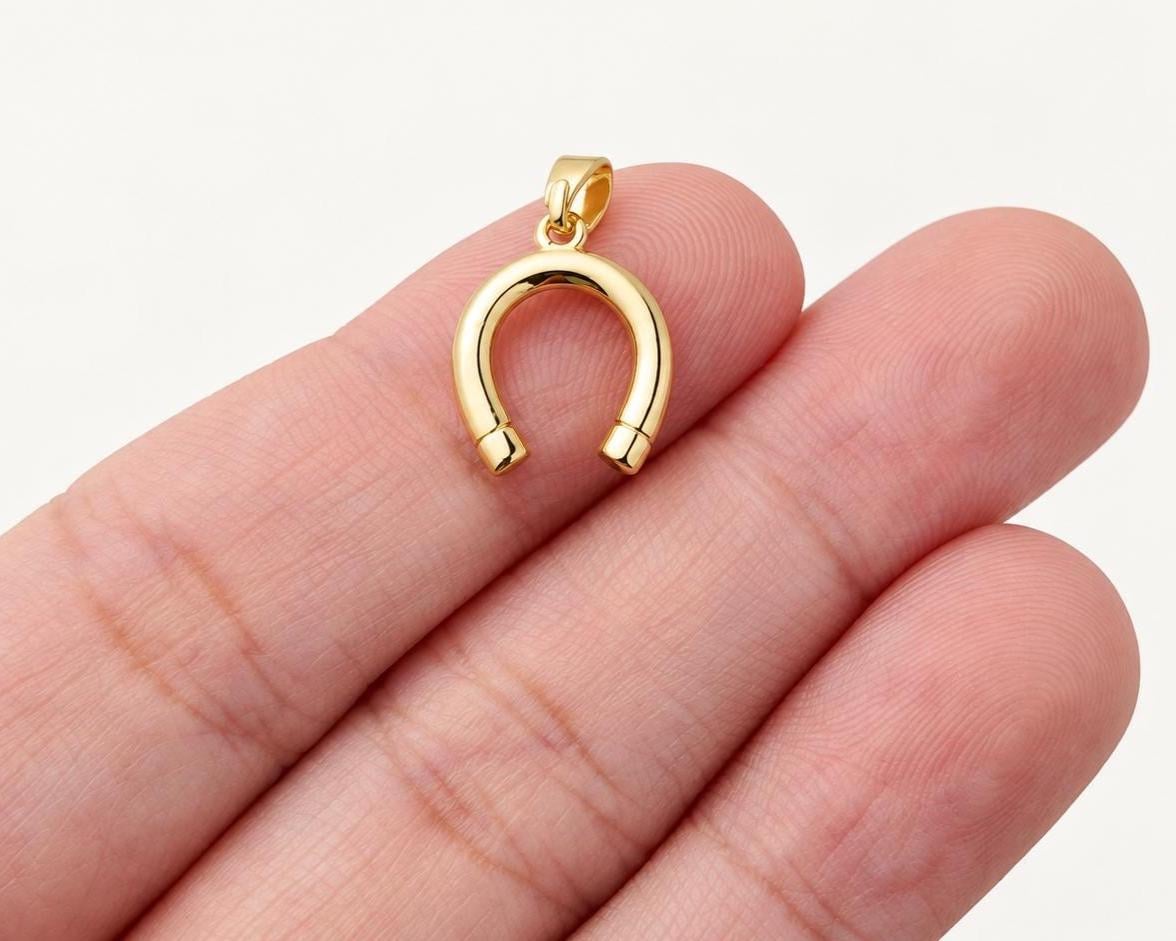 14mm Gold Horseshoe Pendant, Gold Plated Brass Lucky Horseshoe Charm, Equestrian Pendant for Necklace & Jewelry Making