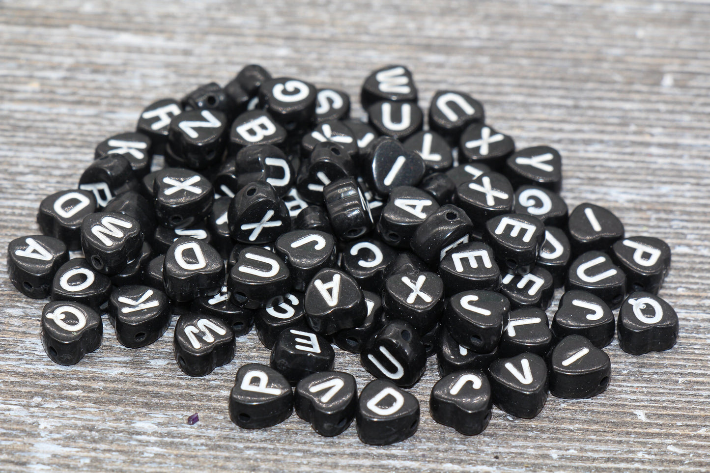 Black Heart Alphabet Letter Beads, Black and White Heart Letters Beads, Mixed Acrylic Alphabet Beads, Heart Alphabet Name Beads 7mm #231