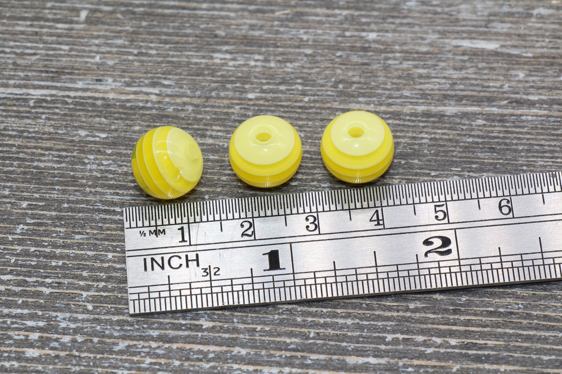 12mm Yellow Striped Acrylic Beads, Round Acrylic Loose Beads, Striped Bubblegum Beads, Chunky Bubble Gum Beads, Round Plastic Beads #651