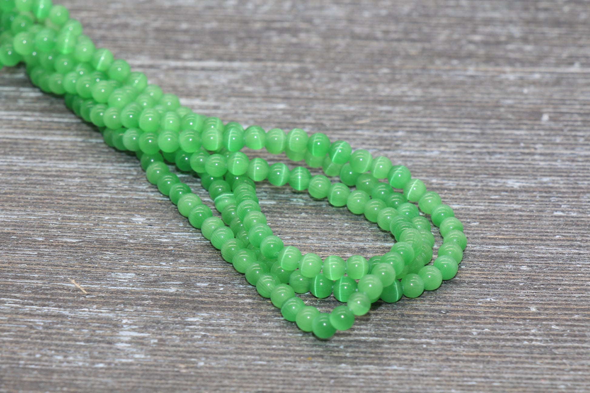 Green Cat Eye Beads, Smooth Round Beads, Sizes 4mm 6mm 8mm 10mm 12mm, Full Strand 15.5 inch, #181