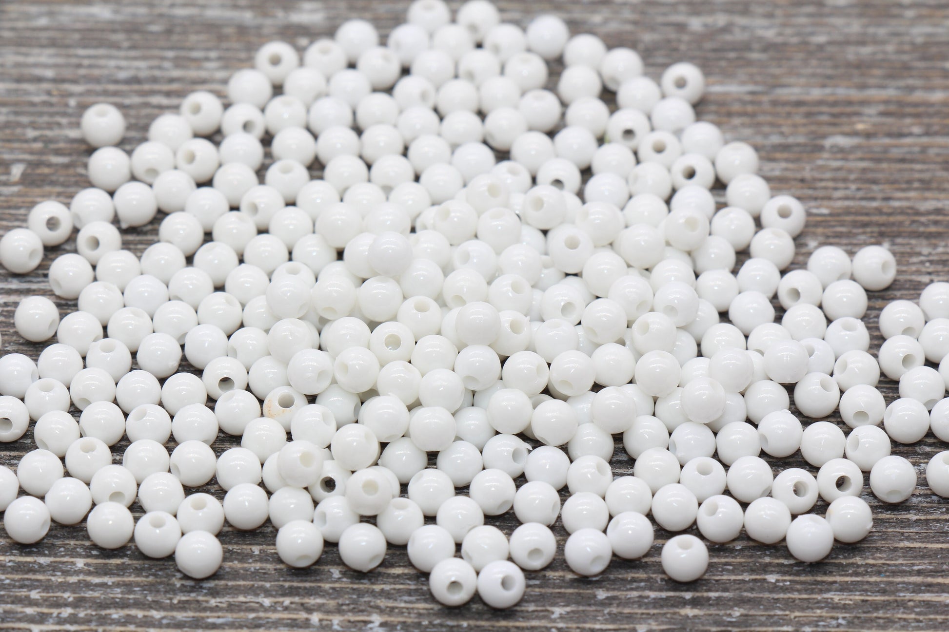 4mm White Round Beads, Acrylic Gumball Beads, White Round Spacer Beads, Bubblegum Beads, Plastic Round Smooth Bead #782