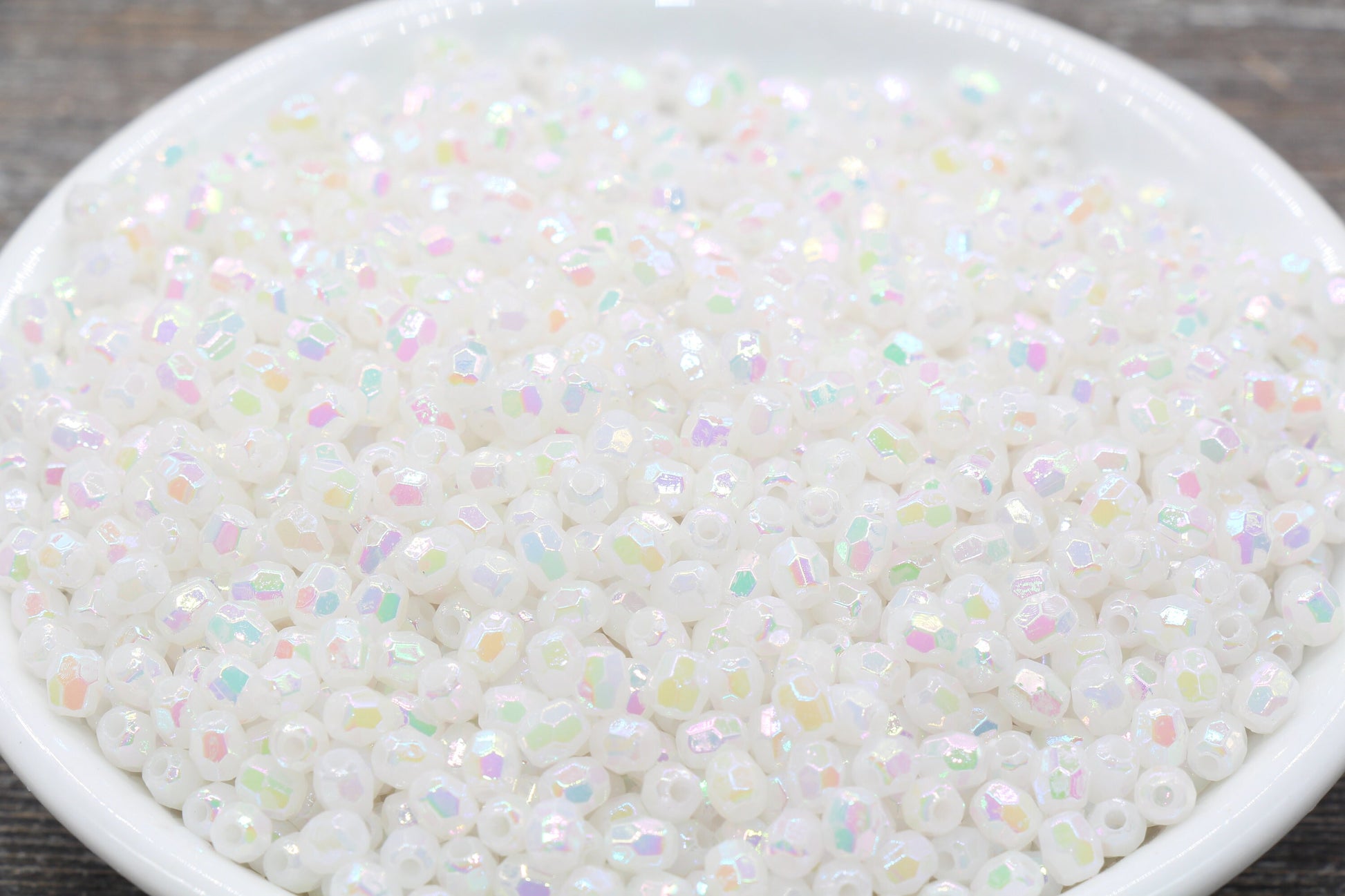 4mm White AB Faceted Beads, Iridescent Acrylic Gumball Beads, White Faceted Spacer Beads, Bubblegum Beads, Plastic Rainbow Bead #957