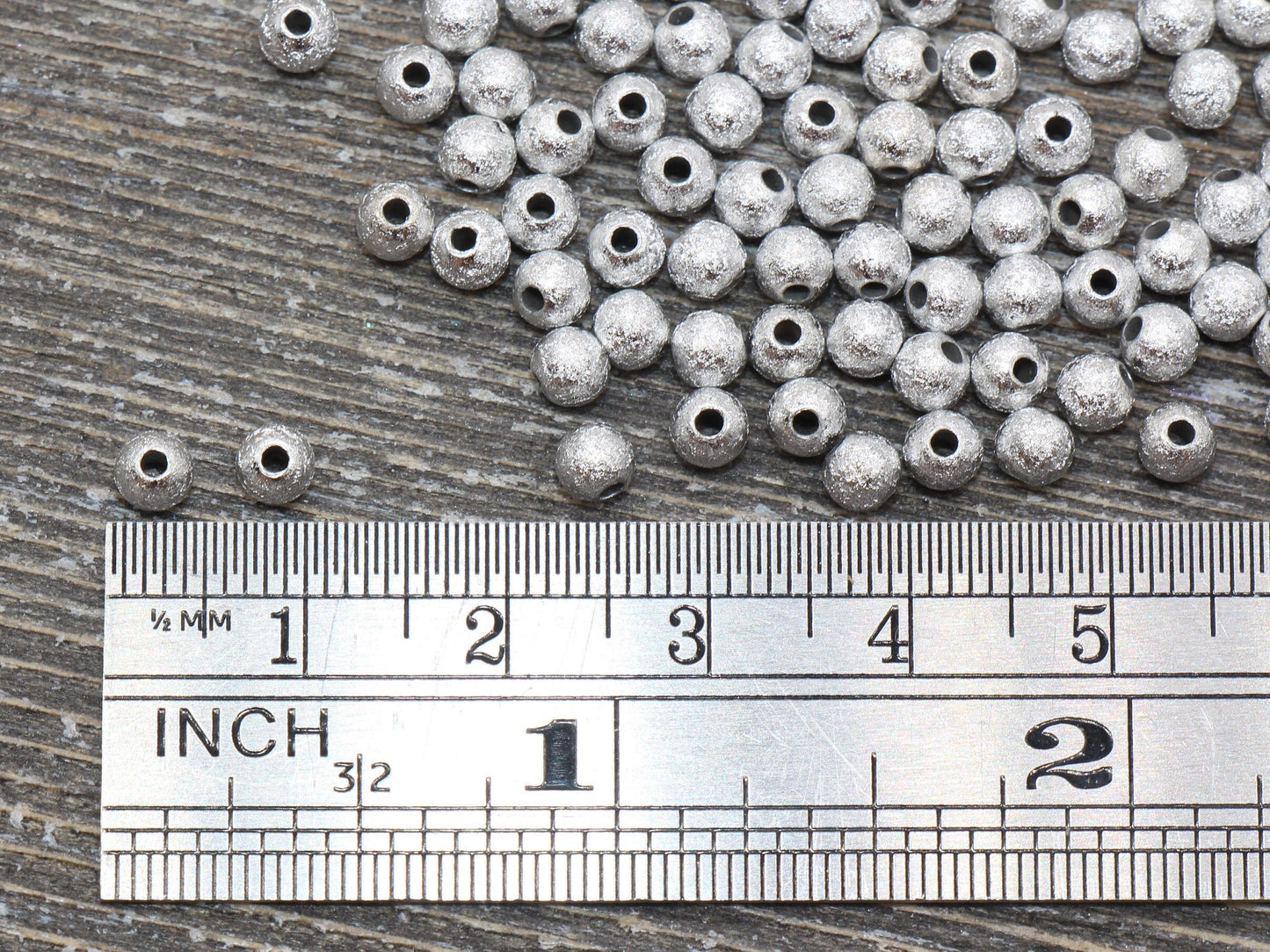 4mm Stardust Beads, Wrinkle Gumball Beads, Silver Gray Round Acrylic Loose Beads, Bubblegum Beads, Chunky Beads, Bubble Gum Beads, #974