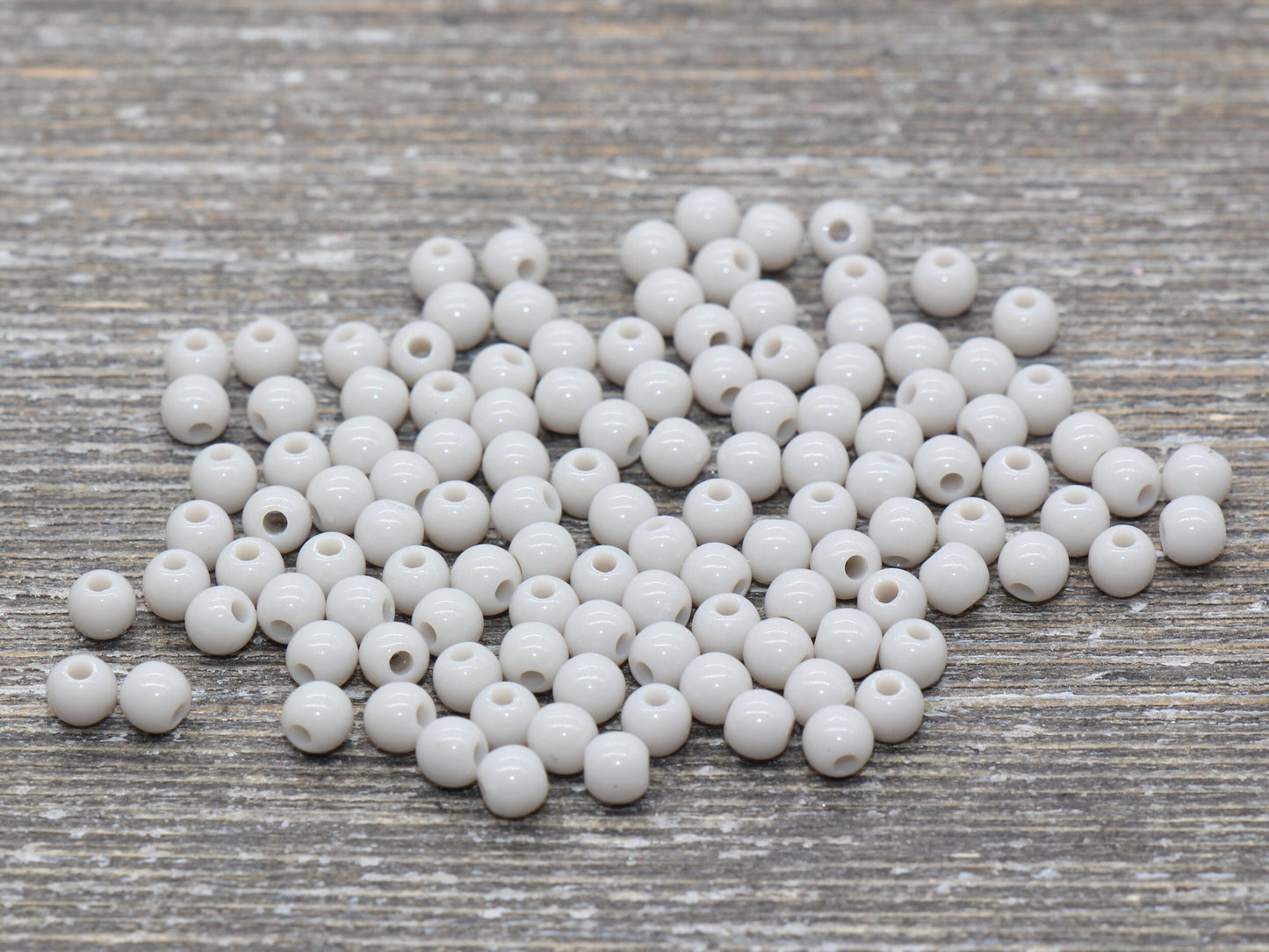 4mm Light Gray Round Beads, Acrylic Gumball Beads, Round Spacer Beads, Bubblegum Beads, Plastic Round Smooth Bead #993