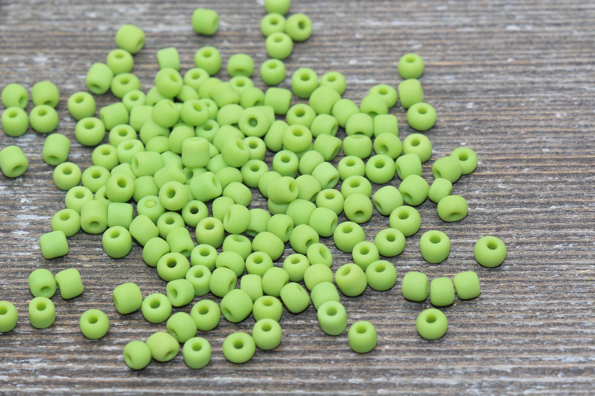 Matte Glass Seed Beads, 4mm 6/0 Glass Round Seed Beads, Matte Light Green Seed Beads, Green Glass Rocailles Beads, Beading Supplies #1084