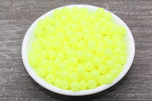 8mm Glow in Dark Yellow Gumball Beads, Round Acrylic Loose Beads, Bubblegum Beads, Chunky Beads, Smooth Plastic Round Beads #1449