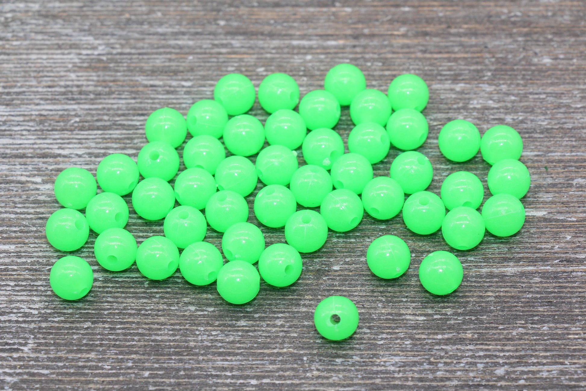 8mm Glow in Dark Green Gumball Beads, Round Acrylic Loose Beads, Bubblegum Beads, Chunky Beads, Smooth Plastic Round Beads #1448