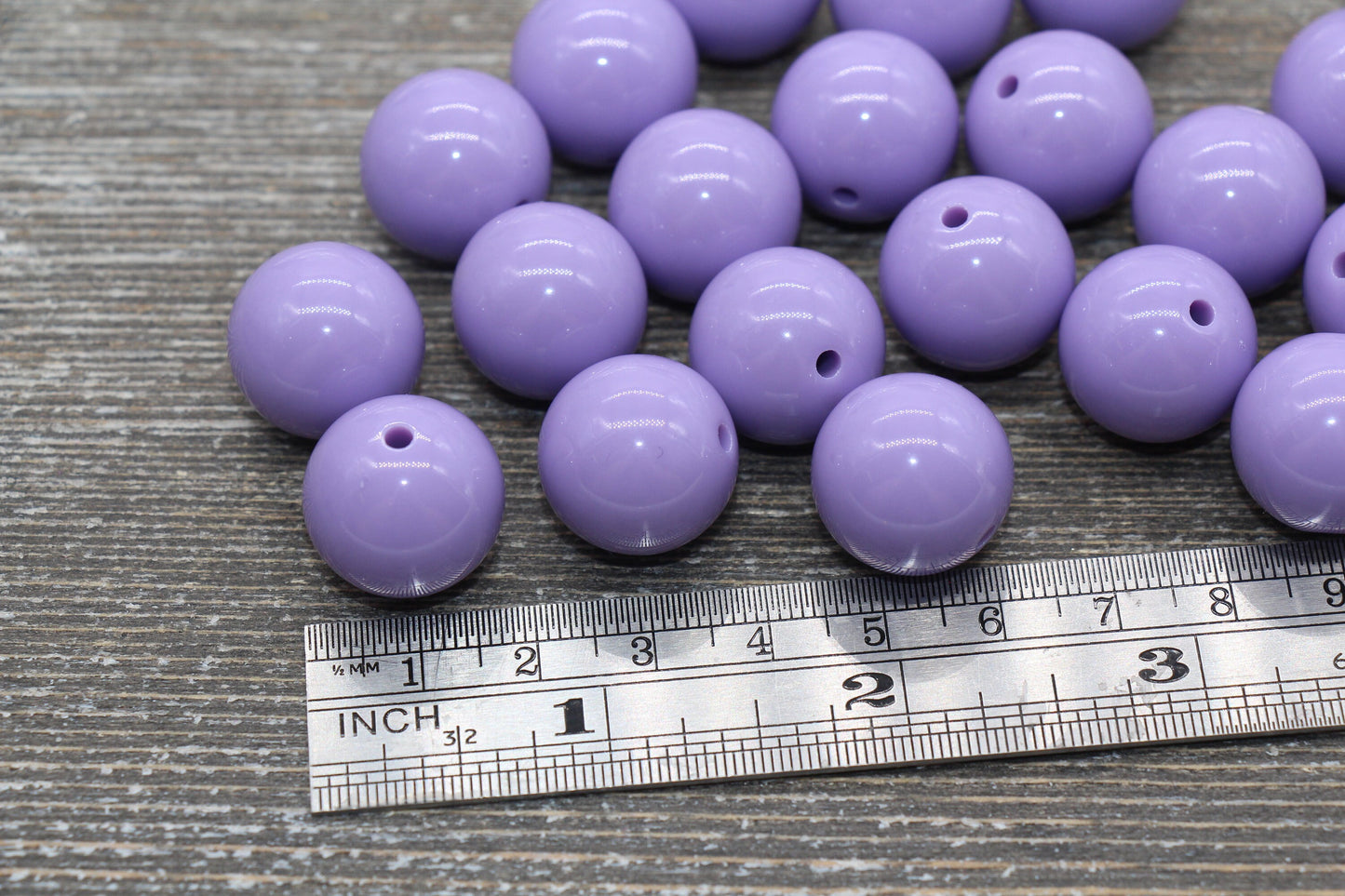 18mm Lavender Gumball Beads, Round Acrylic Loose Beads, Solid Bubblegum Beads, Chunky Beads, Smooth Round Plastic Beads #1653