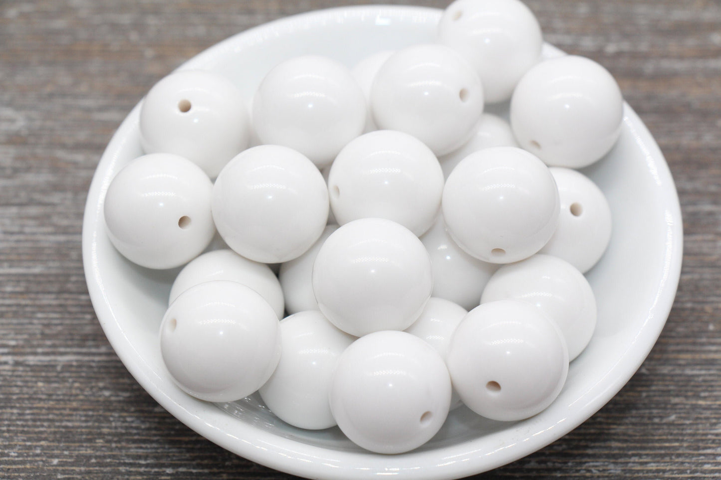 20mm White Gumball Beads, Round Acrylic Loose Beads, Solid Bubblegum Beads, Chunky Beads, Smooth Round Plastic Beads #1662