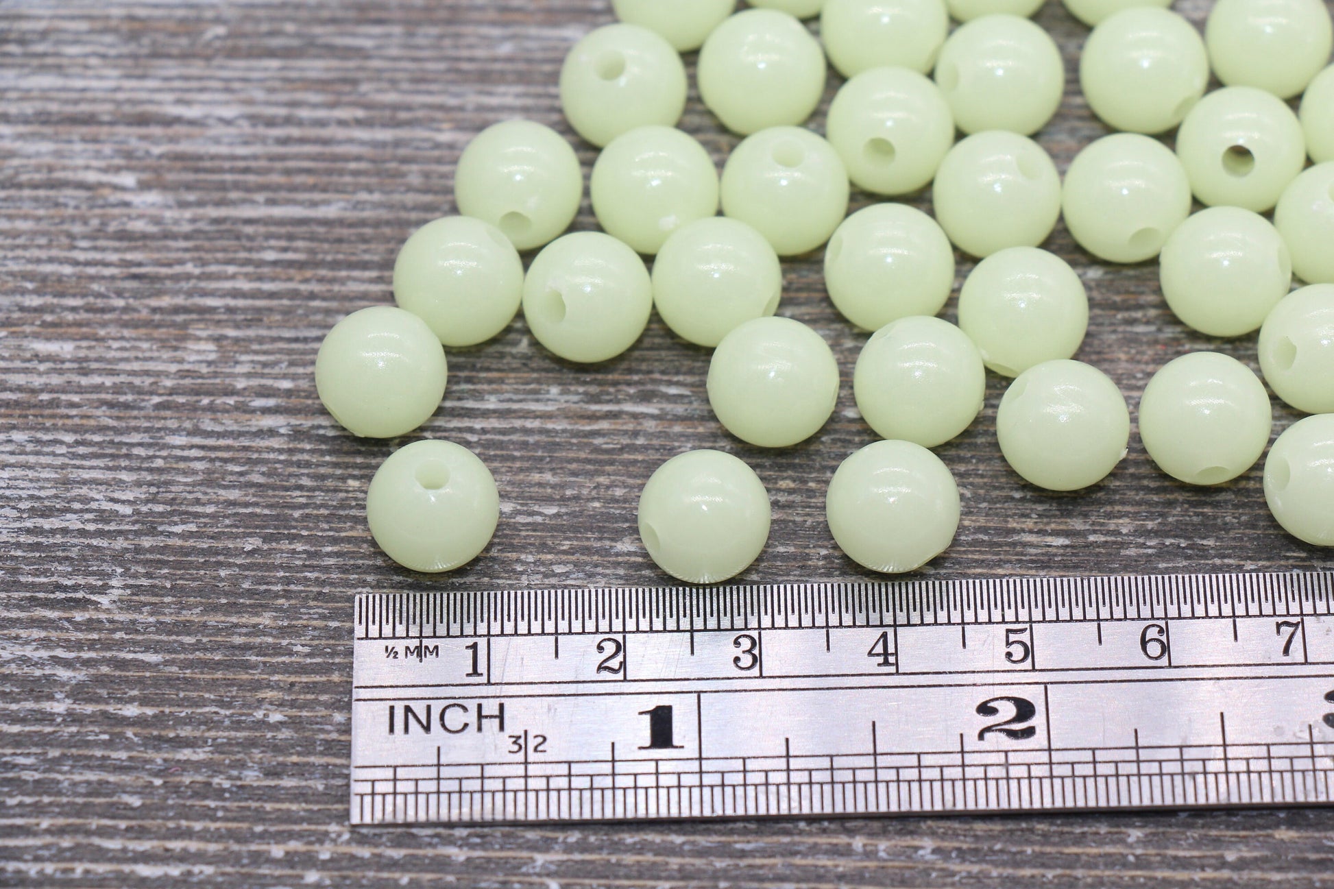 10mm GLOW in DARK Gumball Beads, Glow Round Acrylic Loose Beads, Bubblegum Beads, Chunky Beads, Smooth Plastic Round Beads #147