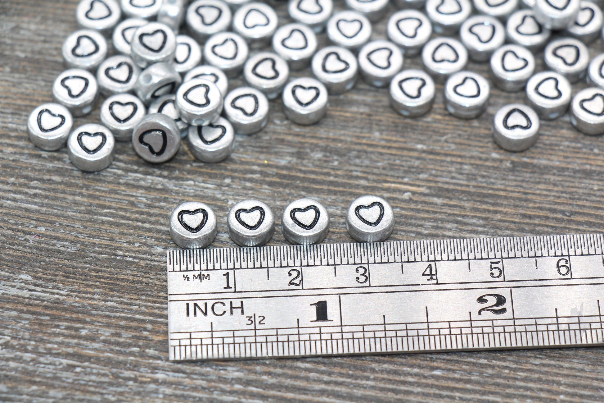 Silver Heart Beads, Acrylic Silver Heart Beads, Metallic Silver Plastic Heart Beads, Acrylic Symbol Beads, Outline Heart Beads 7mm #517