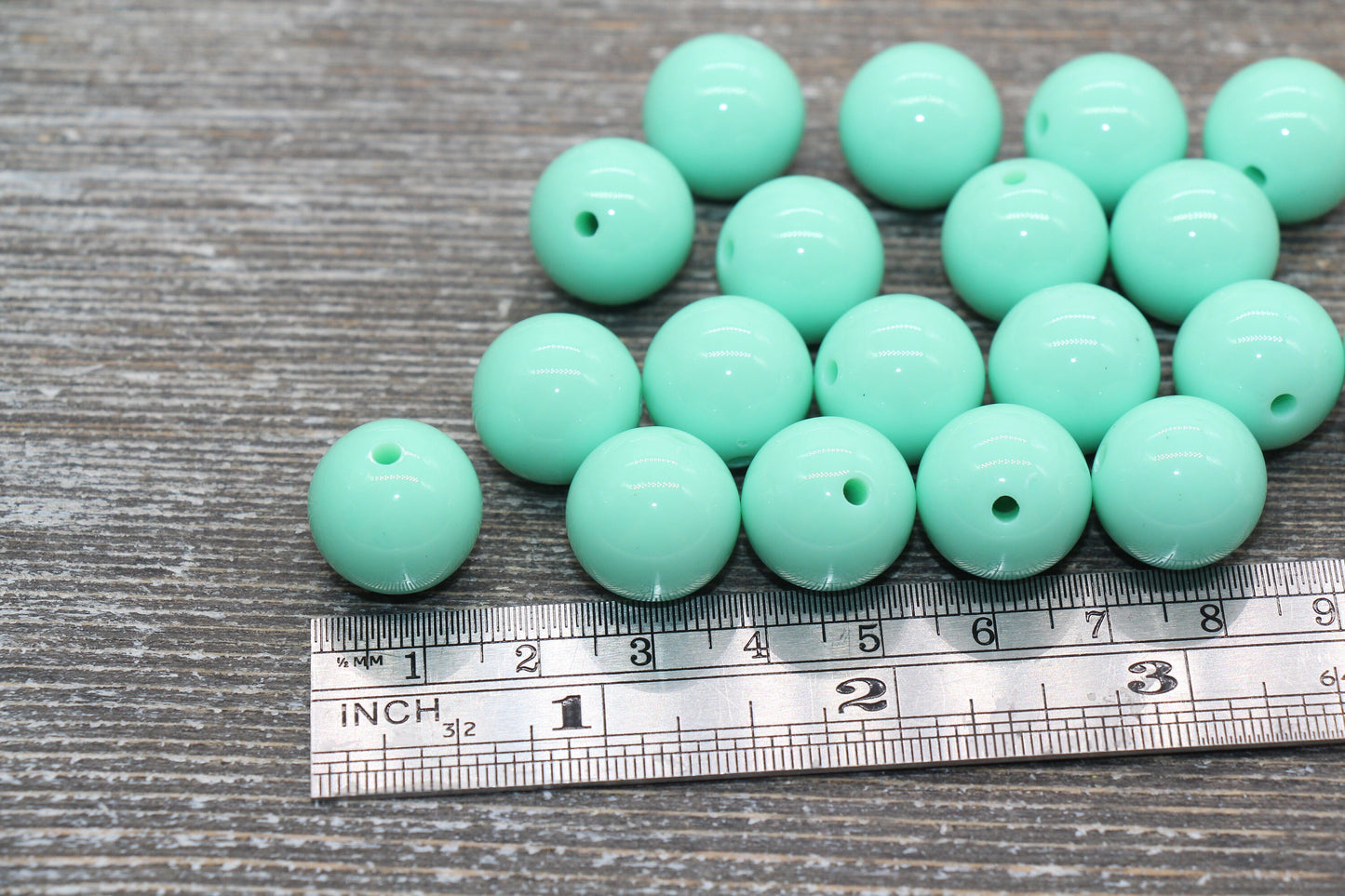 16mm Mint Green Gumball Beads, Round Acrylic Loose Beads, Solid Bubblegum Beads, Chunky Beads, Smooth Round Plastic Beads #1656