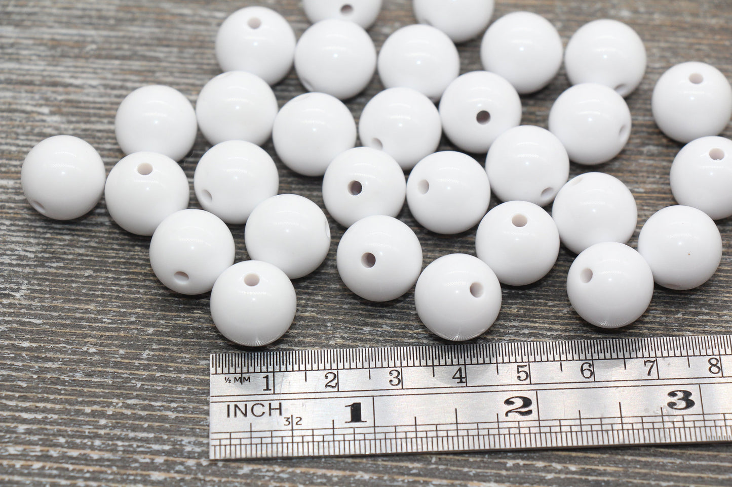 14mm White Gumball Beads, Round Acrylic Loose Beads, Solid Bubblegum Beads, Chunky Beads, Smooth Round Plastic Beads #1659