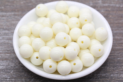 14mm Ivory Gumball Beads, Round Acrylic Loose Beads, Solid Bubblegum Beads, Chunky Beads, Smooth Round Plastic Beads #1691