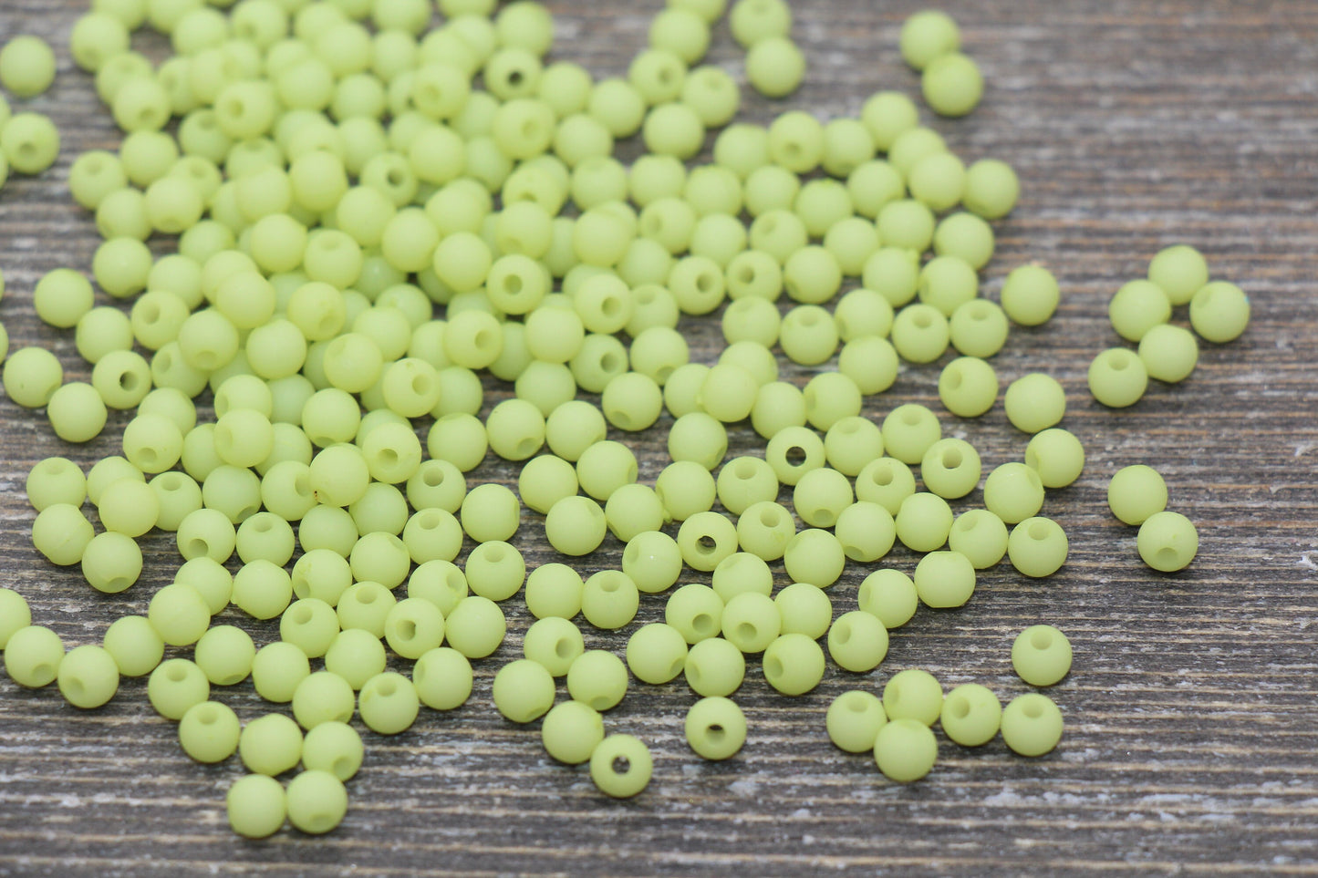 4mm Matte Light Lime Green Round Beads, Acrylic Gumball Bead, Frosted Green Round Spacer Beads, Bubblegum Beads, Plastic Round Bead #1707