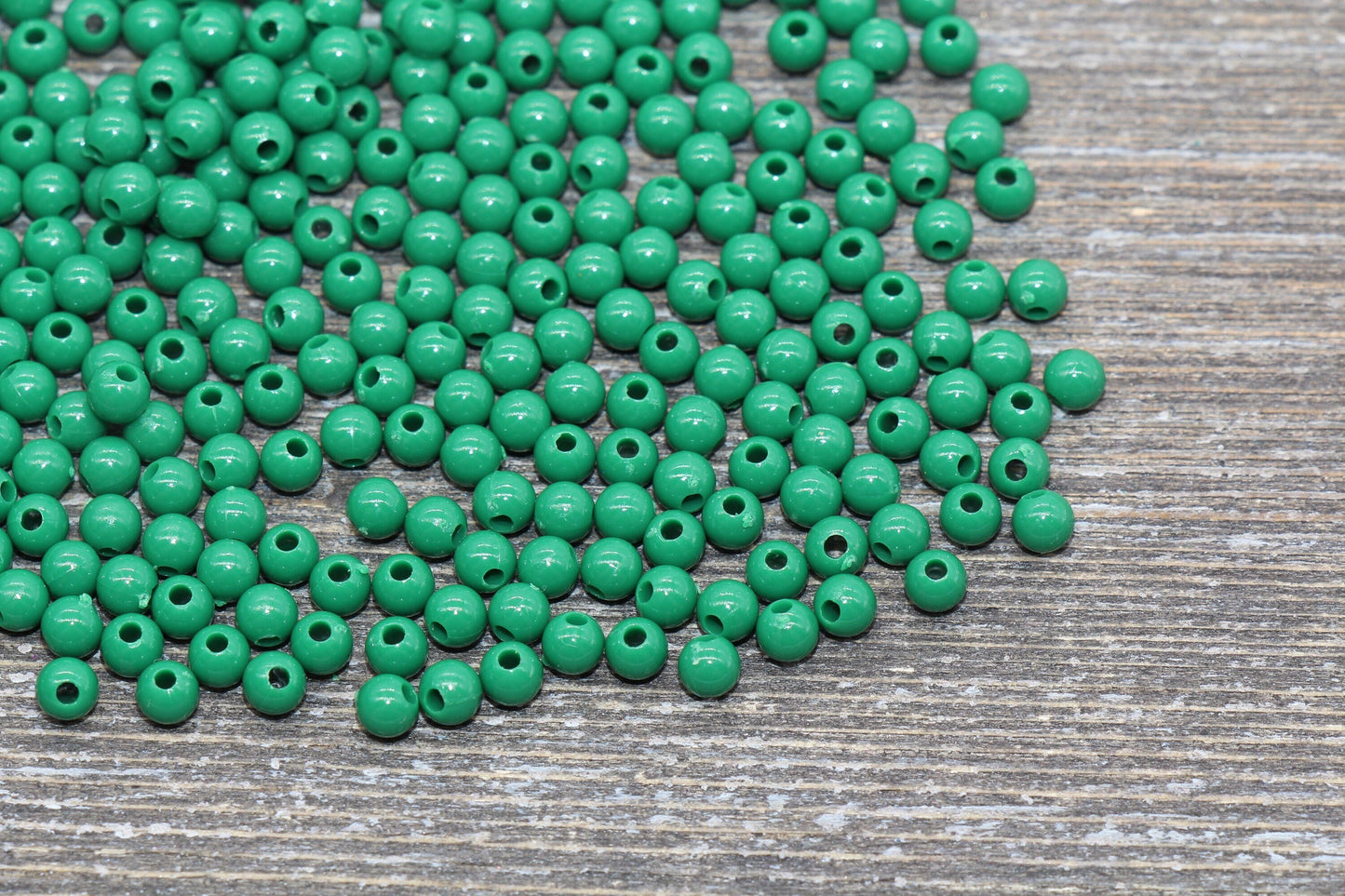 4mm Green Round Beads, Acrylic Gumball Beads, Emerald Green Round Spacer Beads, Bubblegum Beads, Plastic Round Smooth Bead #315