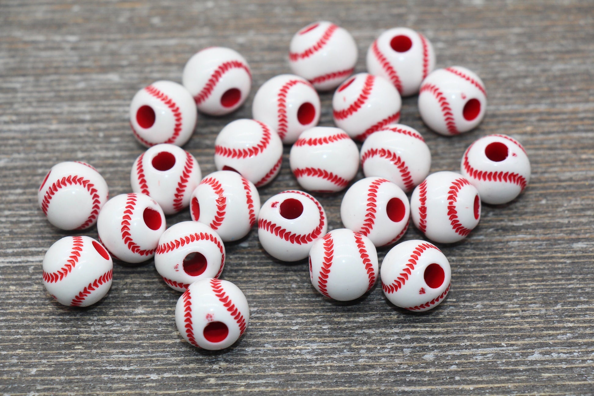 Baseball Beads, Red and White Baseball Beads, Sport Ball Beads, Round Bubblegum Beads, Chunky Beads, Bracelet Beads #1732