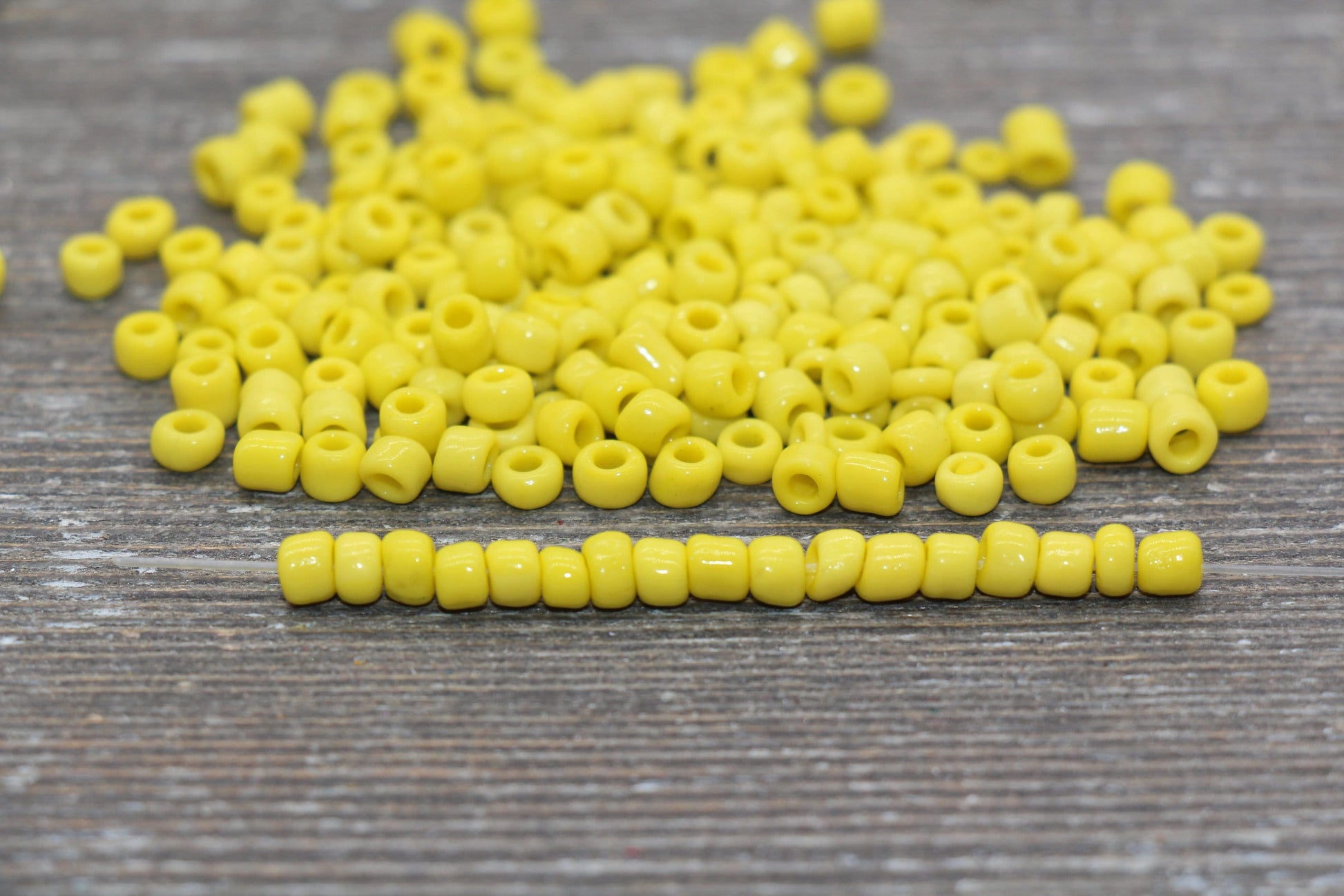 Glass Seed Beads, 4mm 6/0 Glass Round Seed Beads, Yellow Opaque Seed Beads, Rocailles Beads, Beading Supplies #1010