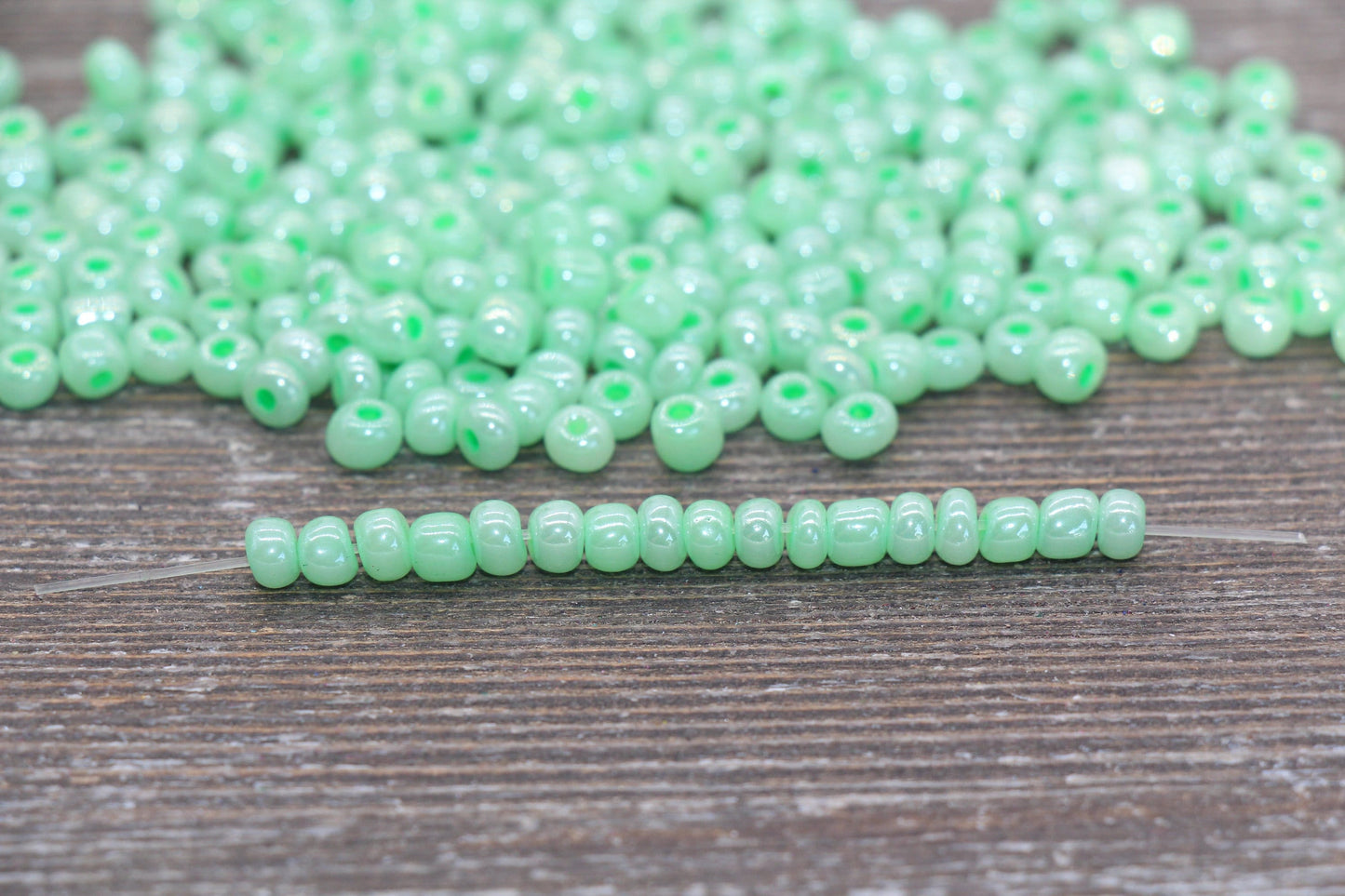 Creamy Glass Seed Beads, 4mm 6/0 Glass Round Seed Beads, Creamy Green Seed Beads, Glossy Rocailles Beads, Beading Supplies #2065