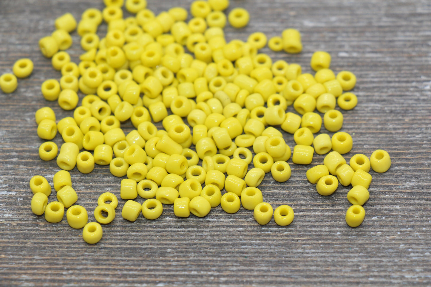 Glass Seed Beads, 4mm 6/0 Glass Round Seed Beads, Yellow Opaque Seed Beads, Rocailles Beads, Beading Supplies #1010