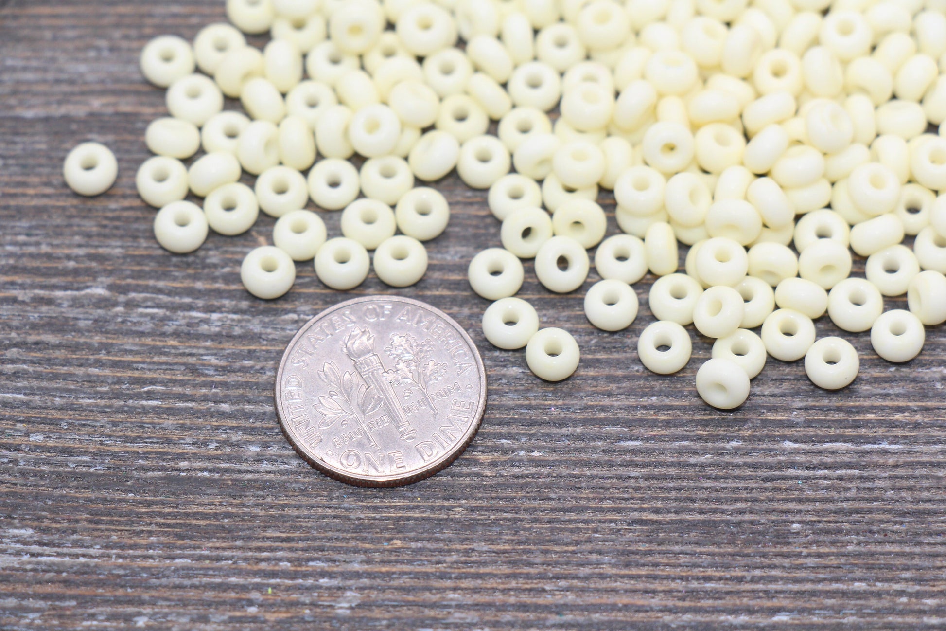 Matte Glass Seed Beads, 4mm 6/0 Glass Round Seed Beads, Pastel Light Yellow Seed Beads, Frosted Rocailles Beads, Beading Supplies #2059