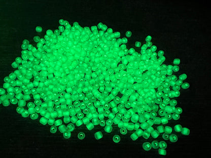 GLOW Matte Glass Beads, 4mm 6/0 Glass Beads, Glow in Dark Frosted White Seed Beads, Rocailles Beads, Beading Supplies #2376