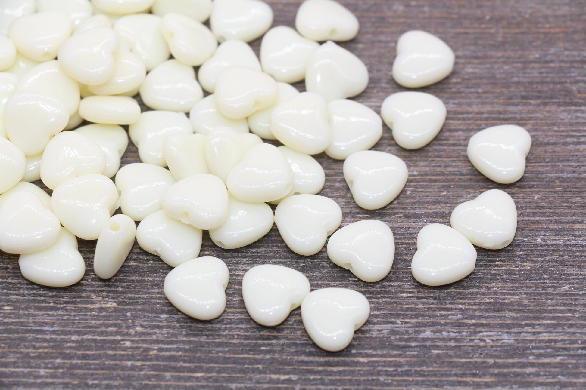 Ivory Heart Beads, Ivory Acrylic Heart Beads, Chunky Heart Beads, Plastic Heart Shape Beads, Vertical Hole Hearts, Bracelet Beads #2484