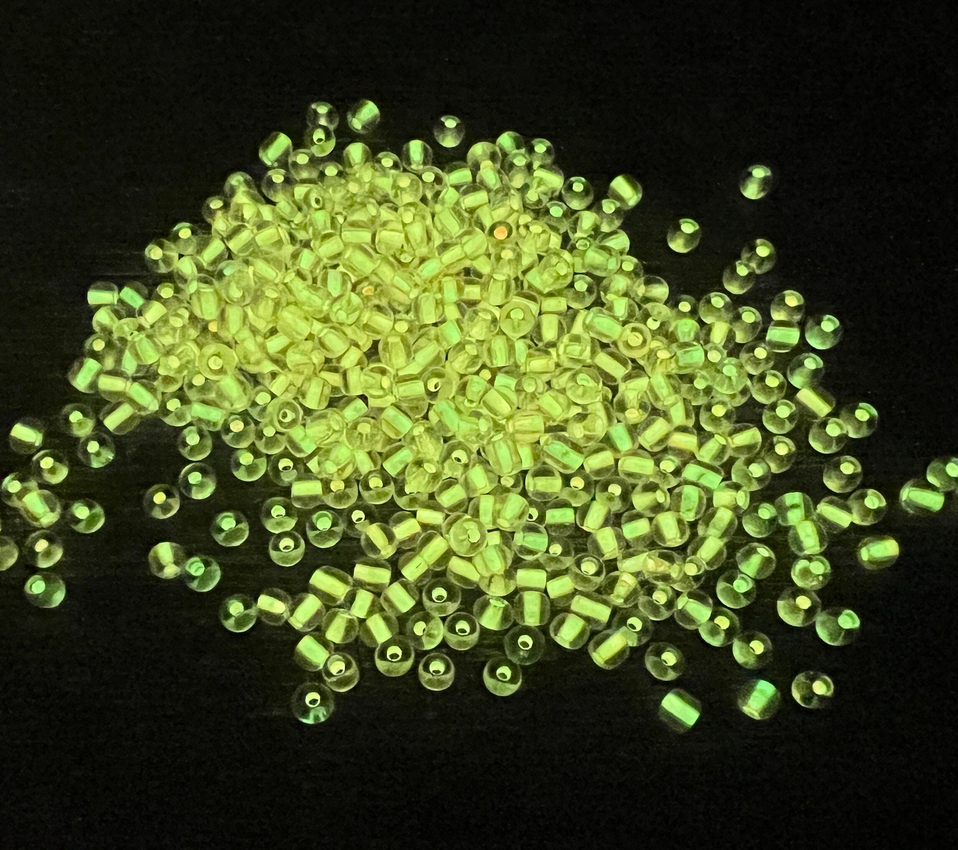 GLOW Glass Beads, 4mm 6/0 Glass Beads, Glow in Dark Transparent Beads with Neon Orange Lining Beads, Rocailles Beads, Beading Supplies #2487