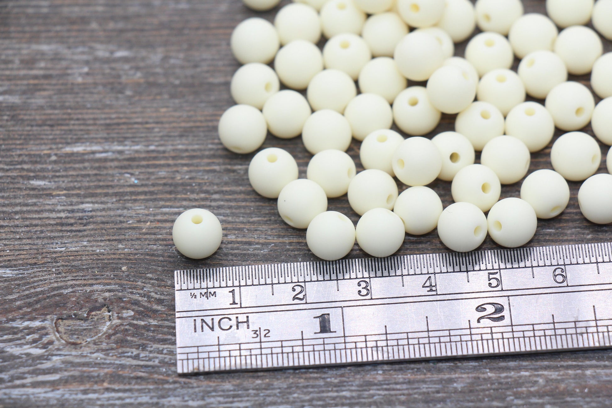 8mm Matte Ivory Round Beads, Acrylic Gumball Bead, Frosted Ivory Round Spacer Beads, Bubblegum Beads, Plastic Round Bead #2556