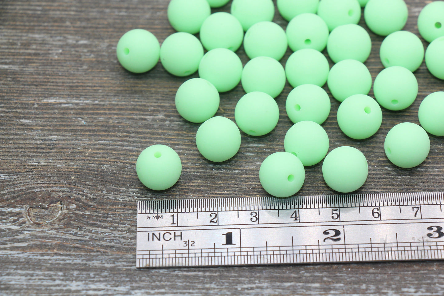 12mm Matte Light Green Round Beads, Frosted Green Acrylic Round Gumball Beads, Bubblegum Beads, Chunky Beads, Plastic Round Bead, #2597