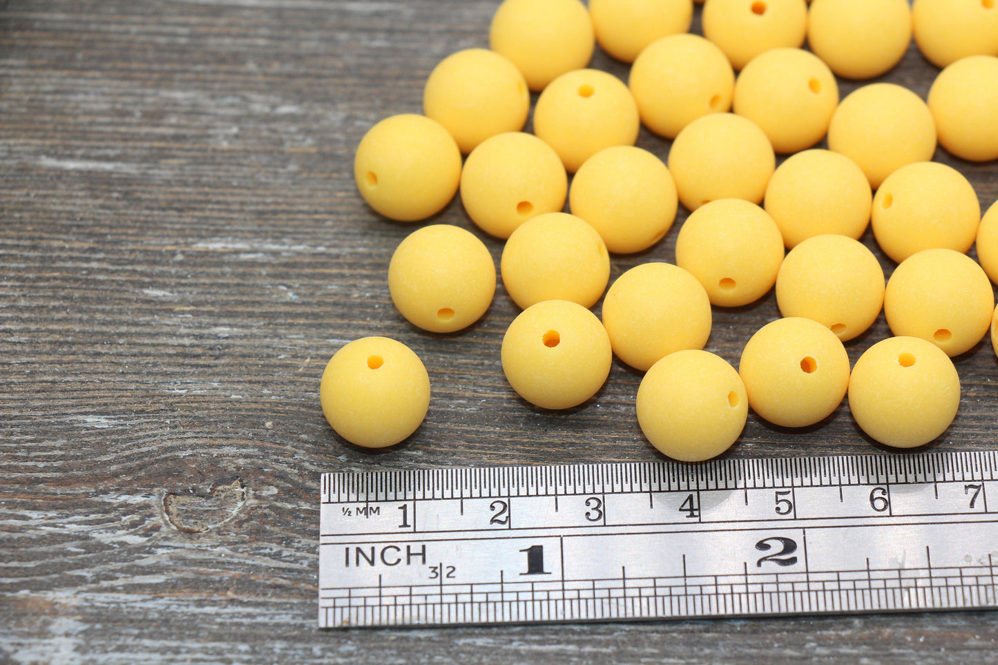 12mm Matte Yellow Round Beads, Frosted Yellow Acrylic Round Gumball Beads, Bubblegum Beads, Chunky Beads, Plastic Round Bead, #2605