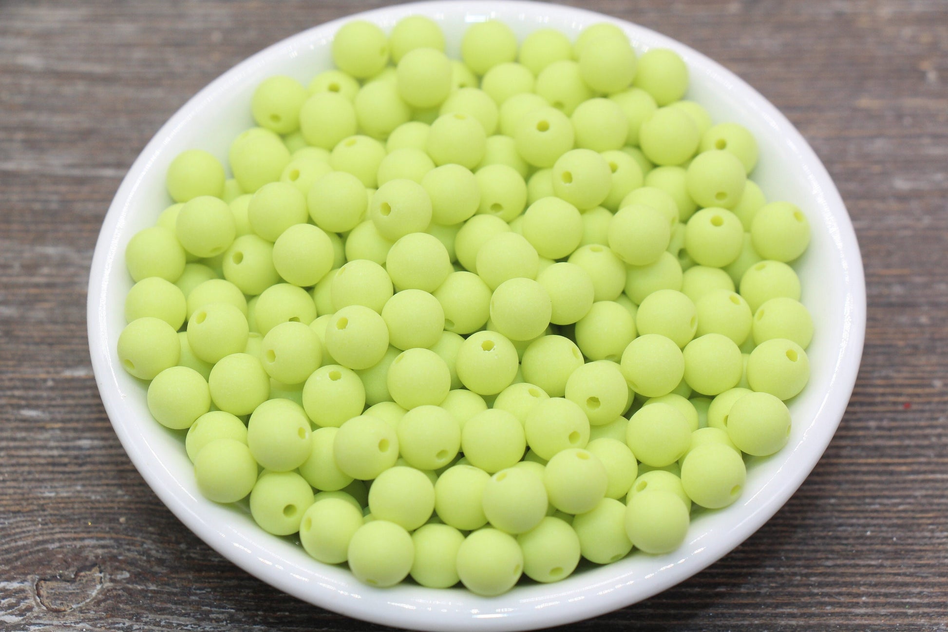 8mm Matte Lime Green Round Beads, Acrylic Gumball Bead, Frosted Green Round Spacer Beads, Bubblegum Beads, Plastic Round Bead #2553