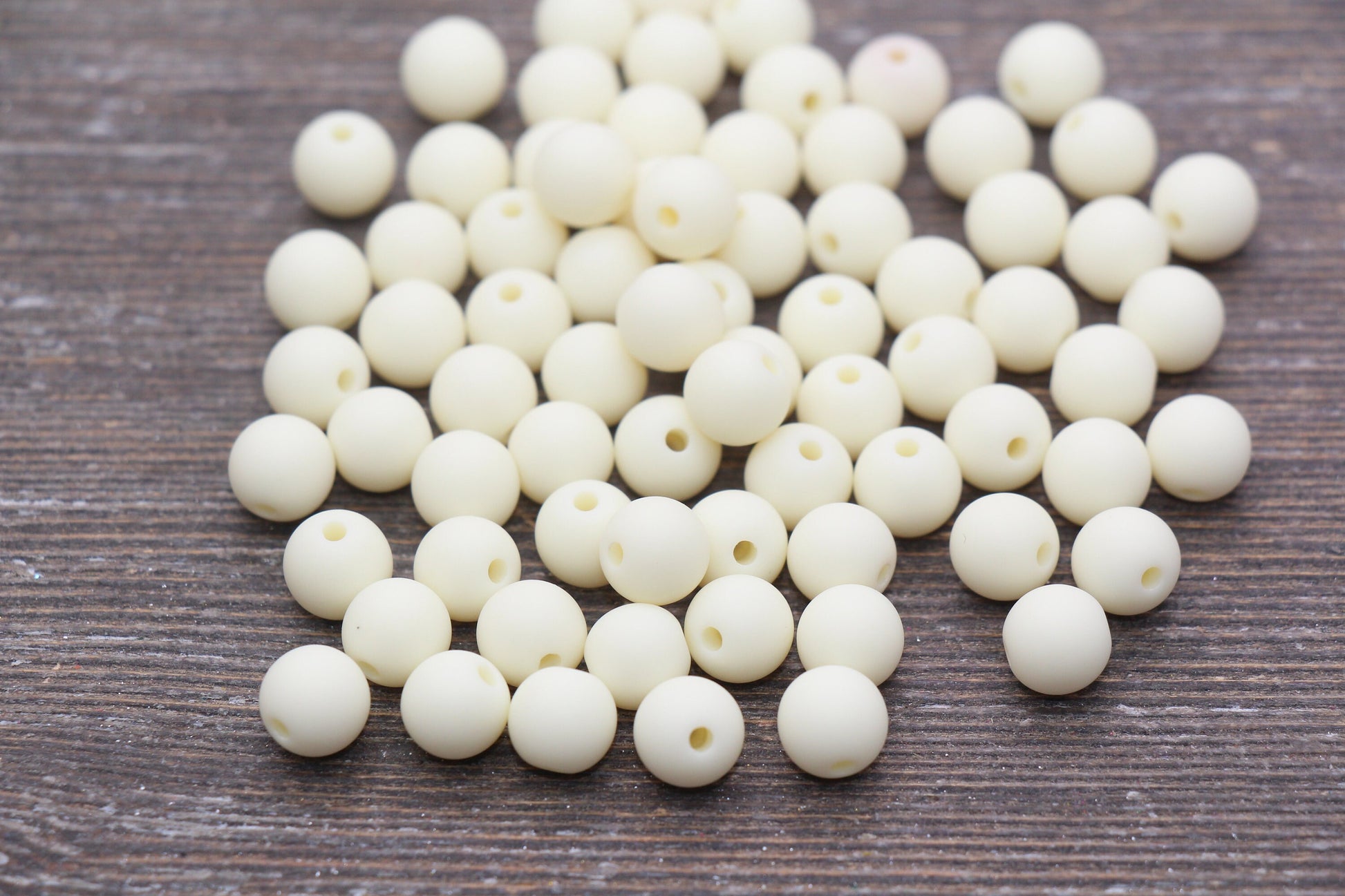 8mm Matte Ivory Round Beads, Acrylic Gumball Bead, Frosted Ivory Round Spacer Beads, Bubblegum Beads, Plastic Round Bead #2556