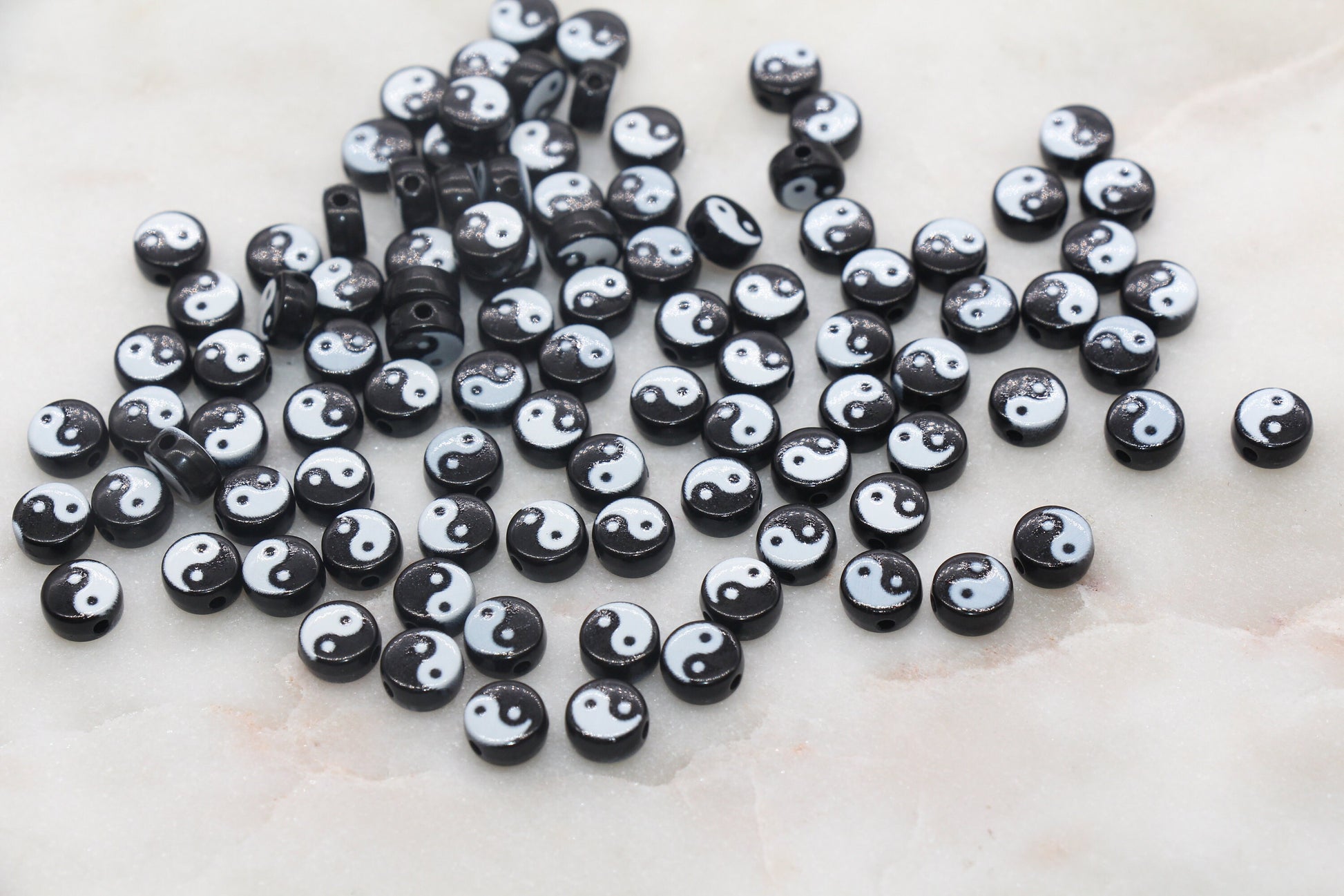 Yin Yang Beads, Tai Chi Symbol Beads, Acrylic Black and White Yin Yang Symbol Beads, Plastic Beads, Jewelry Beads, Bead for Bracelet #2794