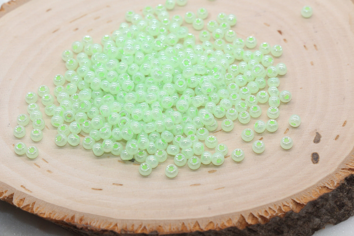 Round Creamy Glass Seed Beads, 4mm 6/0 Glass Round Seed Beads, Creamy Mint Green Seed Beads, Glossy Rocailles Beads, Beading Supplies #2731