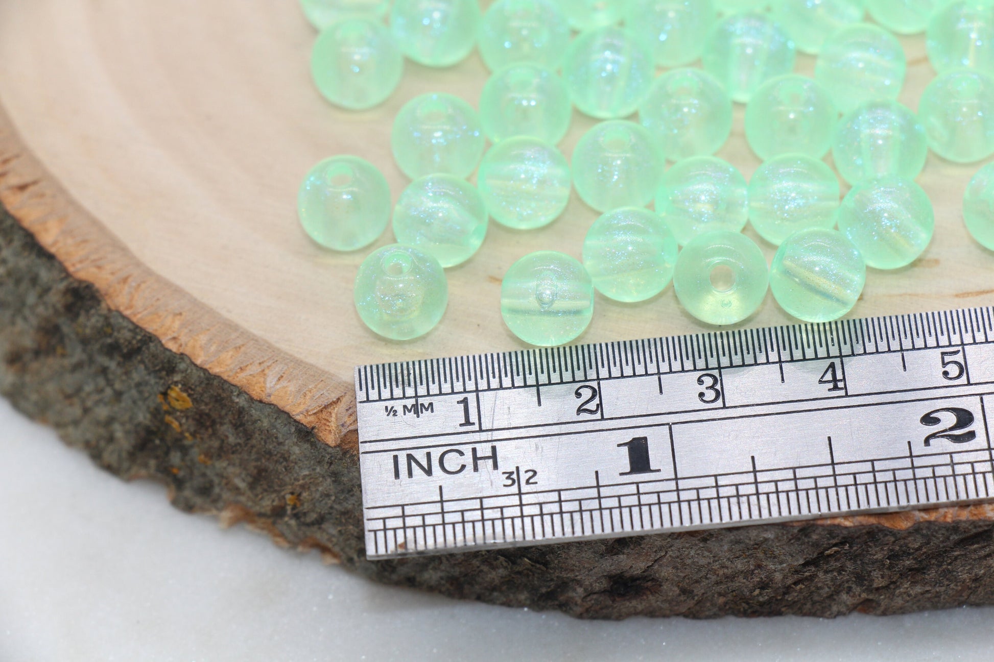 8mm Green Glitter Round Beads, Iridescent Acrylic Gumball Beads, Translucent Round Spacer Beads, Bubblegum Beads, Plastic Round Bead #2854