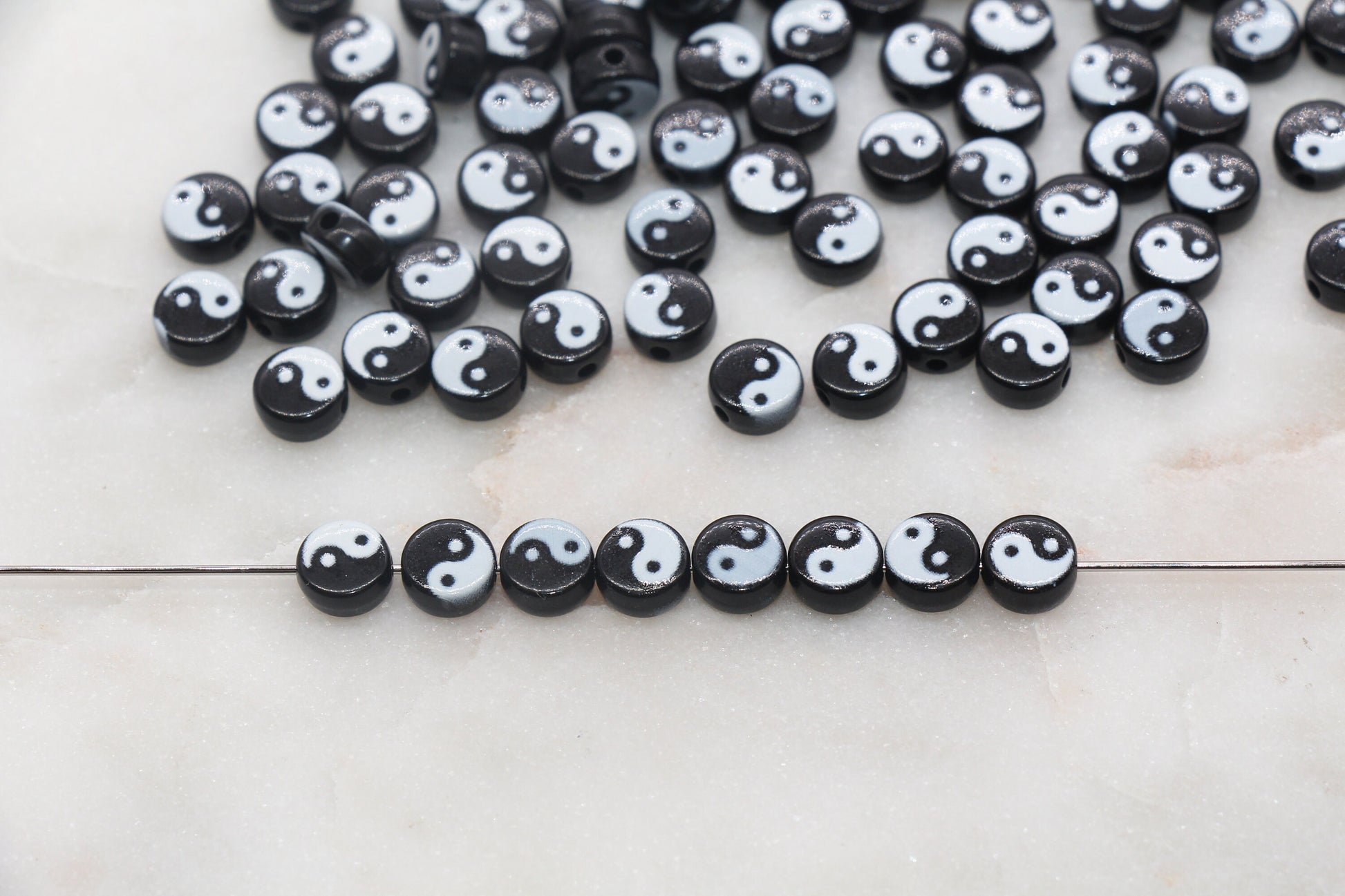 Yin Yang Beads, Tai Chi Symbol Beads, Acrylic Black and White Yin Yang Symbol Beads, Plastic Beads, Jewelry Beads, Bead for Bracelet #2794