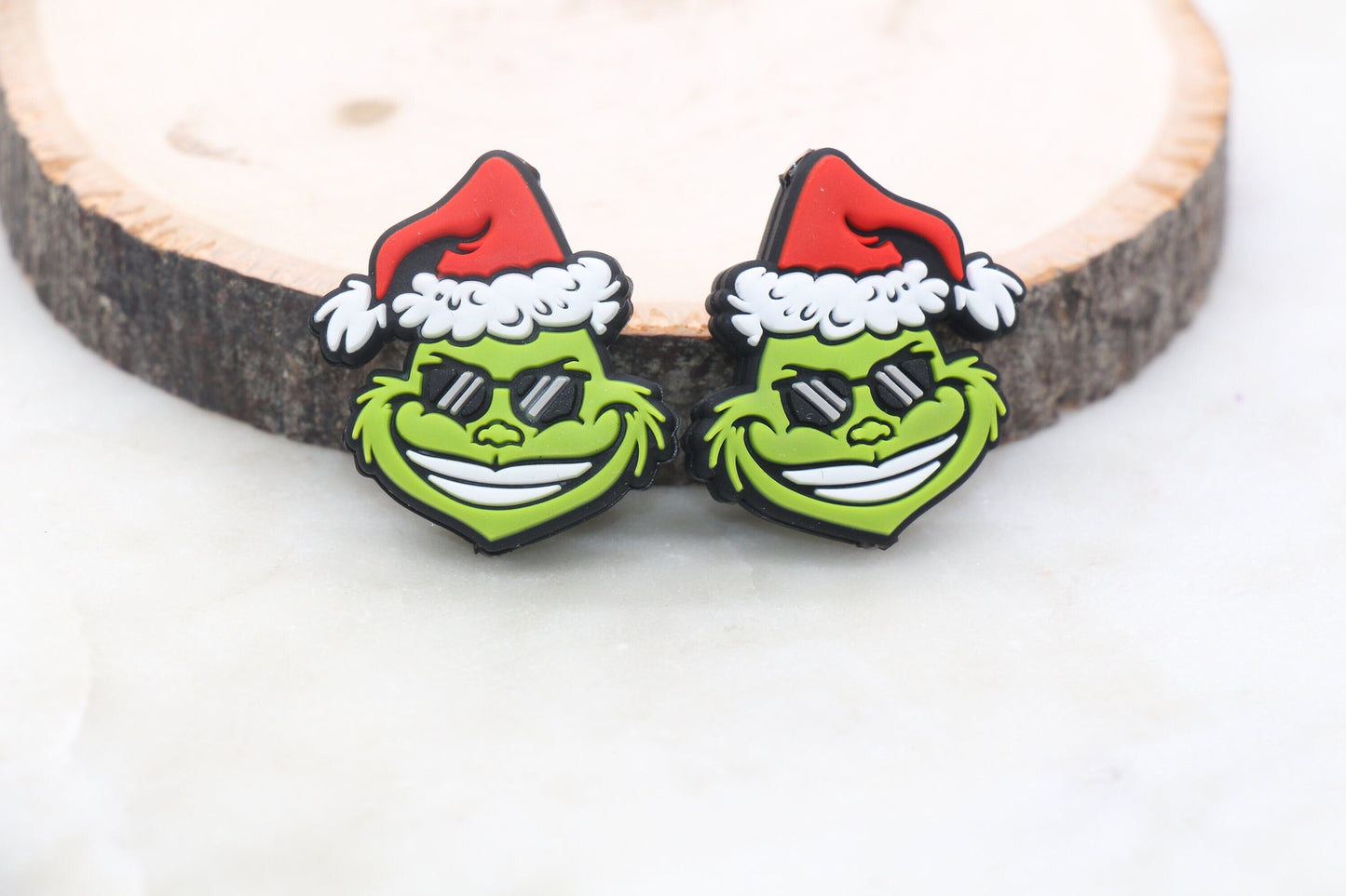 Grinch with Sunglass Silicone Beads, Mean One Christmas Silicone Beads, Chunky Silicone Loose Beads, Christmas Focal Beads #387