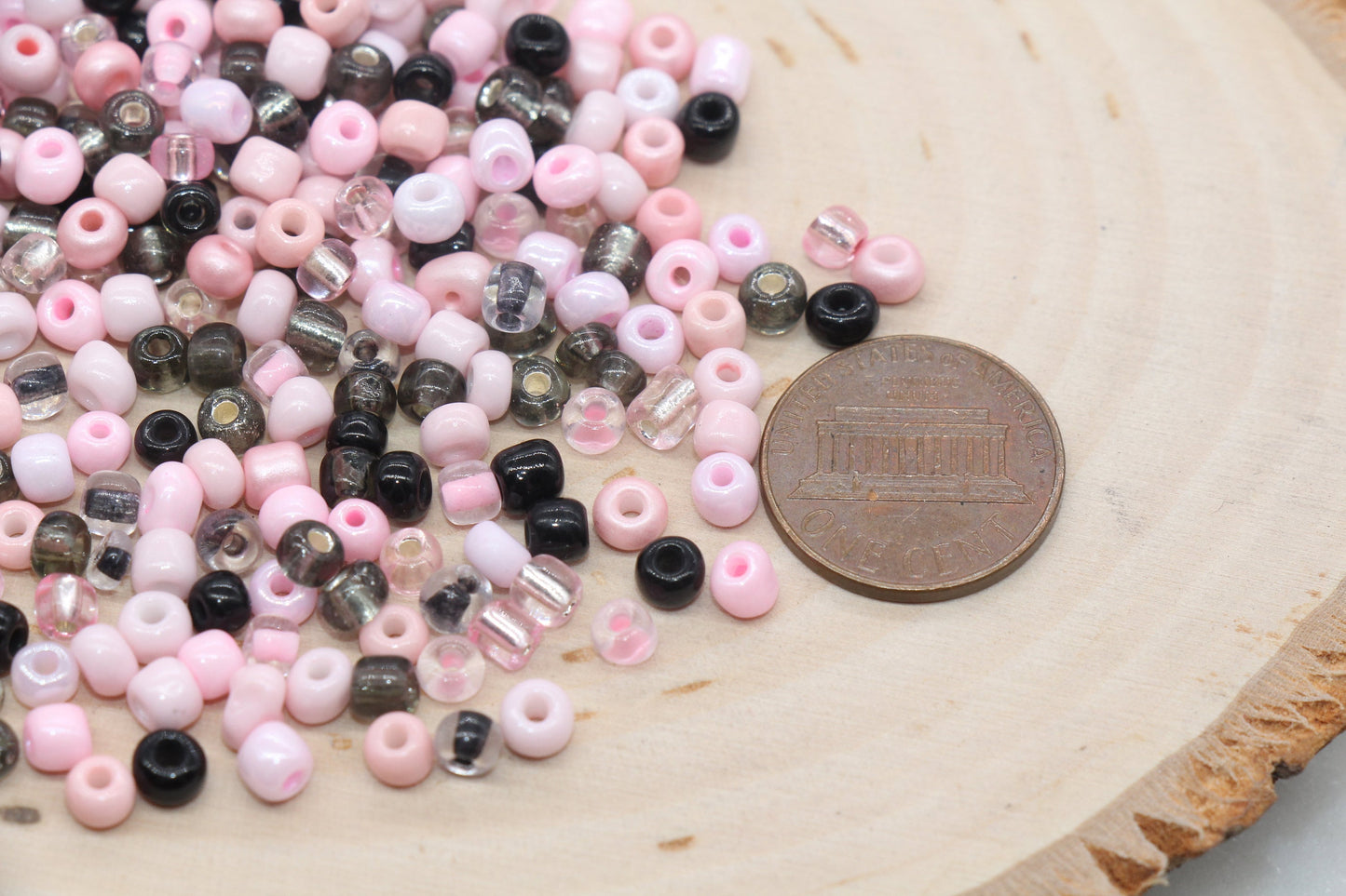 Mix Pink Glass Seed Beads, 4mm 6/0 Glass Round Seed Beads, Mix Multicolor Seed Beads, Rocailles Beads, Valentine's Themed Beads #2915