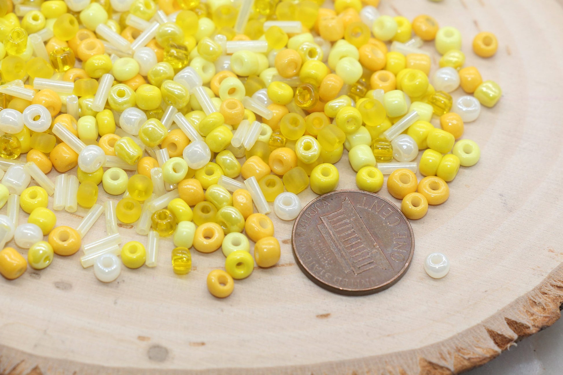 Mix Yellow and White Glass Seed Beads, Size 4mm 6/0 Glass Seed Beads, Multicolor Seed Beads, Rocailles Beads, Bracelet Beads #3103