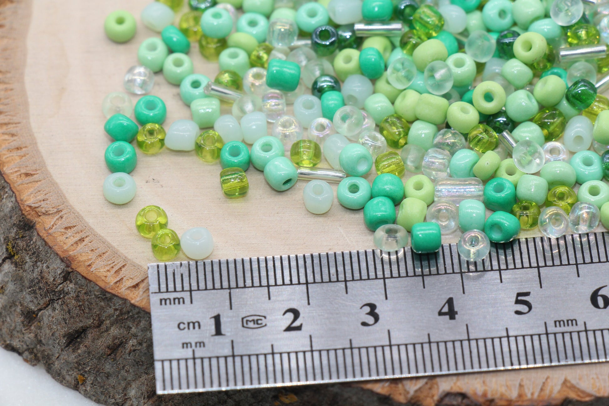 Mix Green Glass Seed Beads, Size 4mm 6/0 Glass Seed Beads, Multicolor Seed Beads, Rocailles Beads, Bracelet Beads #3105