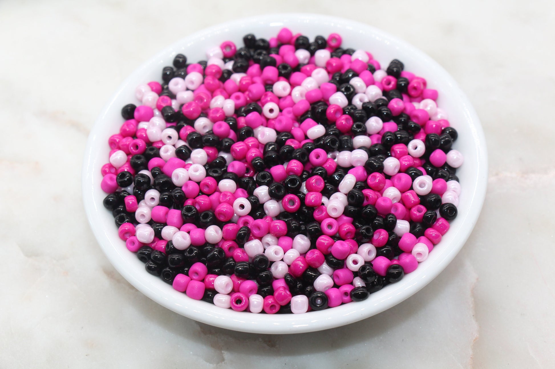 Mix Pink and Black Glass Seed Beads, 4mm 6/0 Glass Seed Beads, Multicolor Seed Beads, Rocailles Beads, Bracelet Beads #3058