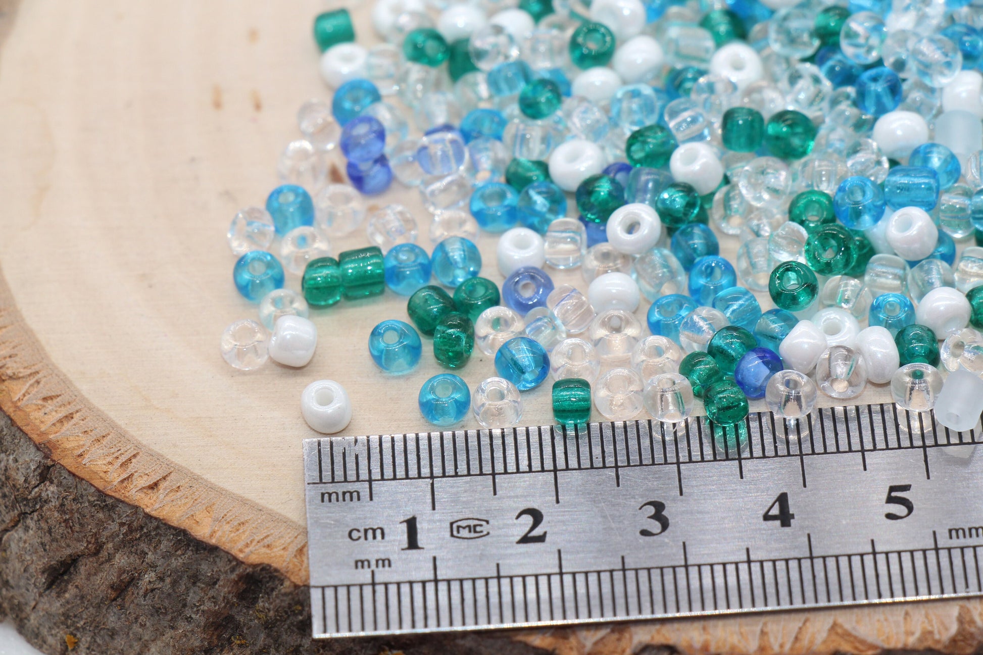 Mix Blue Green and White Glass Seed Beads, Size 4mm 6/0 Glass Seed Beads, Multicolor Seed Beads, Rocailles Beads, Bracelet Beads #3083