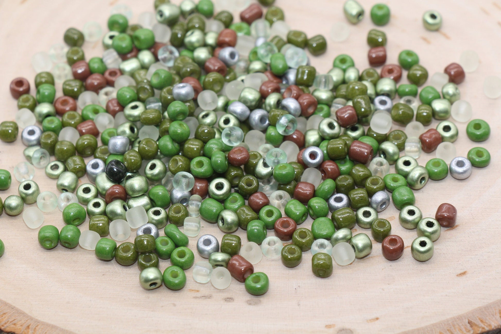 Mix Green Glass Seed Beads, Size 4mm 6/0 Glass Seed Beads, Multicolor Seed Beads, Rocailles Beads, Bracelet Beads #3102