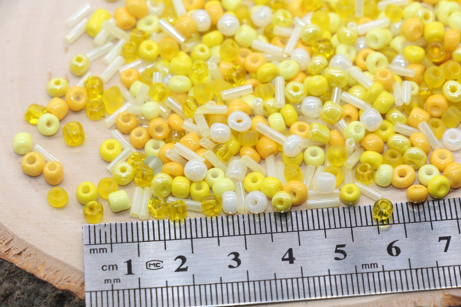 Mix Yellow and White Glass Seed Beads, Size 4mm 6/0 Glass Seed Beads, Multicolor Seed Beads, Rocailles Beads, Bracelet Beads #3103