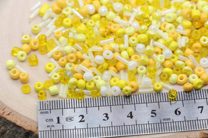 Mix Yellow and White Glass Seed Beads, Size 4mm 6/0 Glass Seed Beads, Multicolor Seed Beads, Rocailles Beads, Bracelet Beads #3103